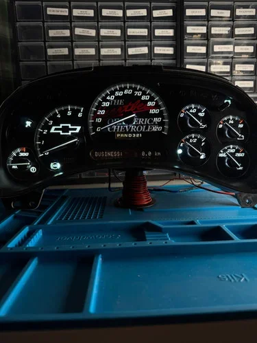 03-05 Gas GMC Prebuilt Gauge Cluster – Heartbeat Edition
