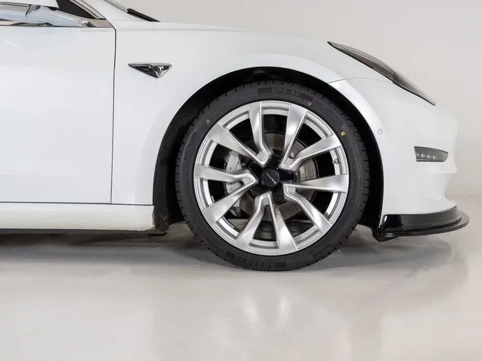 EVANNEX 19″ Sport Wheels – Bright Silver For Tesla Model 3 and Tesla Model Y