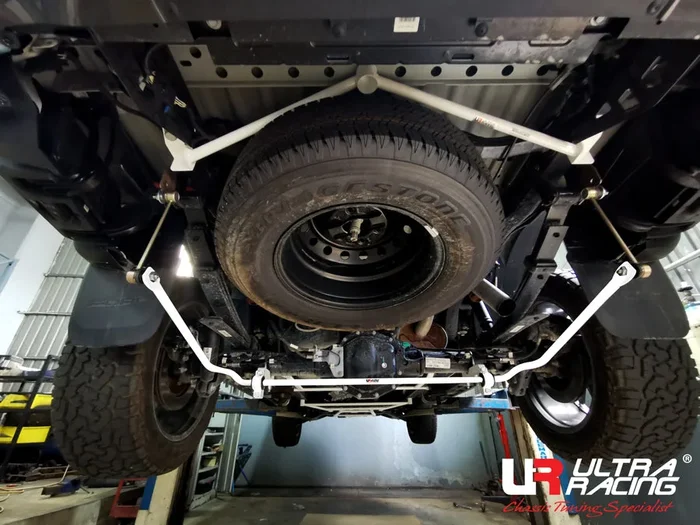 Ultra Racing FORD RANGER Ultra Racing Rear Sway Bar 21mm UR-AR21-679