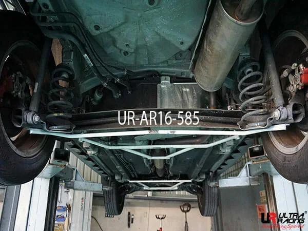 Ultra Racing Great Wall Haval H1/M4 1.5 2WD 12-14 UltraRacing Rear Sway Bar 16mm (585) UR-AR16-585