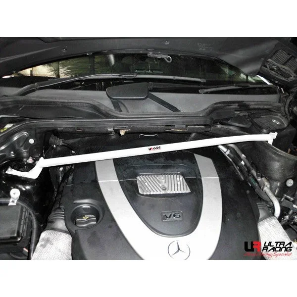 Ultra Racing Mercedes M Class (W164) Front Strut Brace URTW2-1884