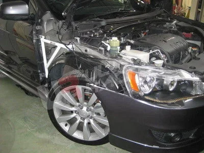 Ultra Racing Mitsubishi Lancer 07+ /Sportback Ultra-R Fender Brackets UR-FD3-819P