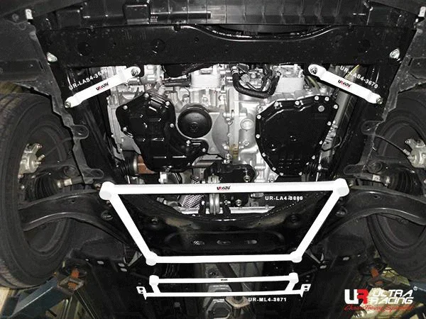 Ultra Racing Nissan Qashqai (J11) 1.6 13+/Renault Kadjar 1.3 15+ 2WD UltraRacing 4-Point Front Upper Strutbar (3670P) UR-LS4-3670P
