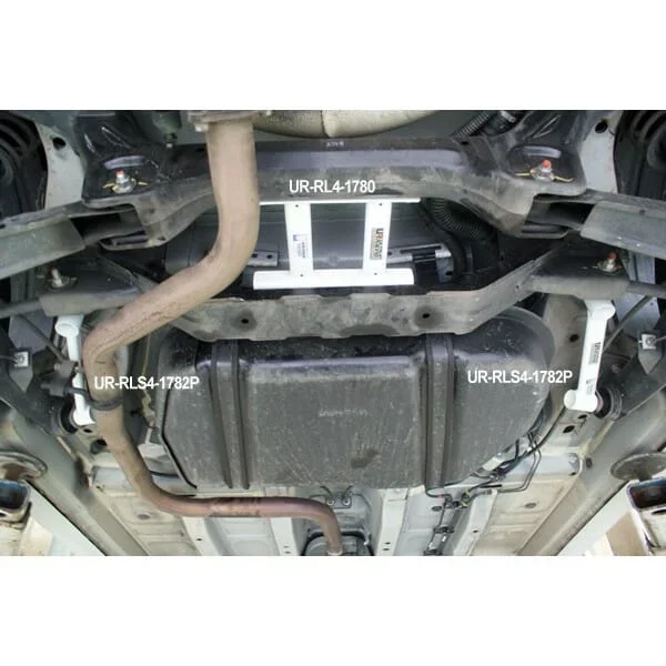 Ultra Racing Proton Preve 1.6T 12+/Suprima 2WD 1.6T 13-19 UltraRacing 4-Point Rear Lower Bar (1782P) UR-RS4-1782P