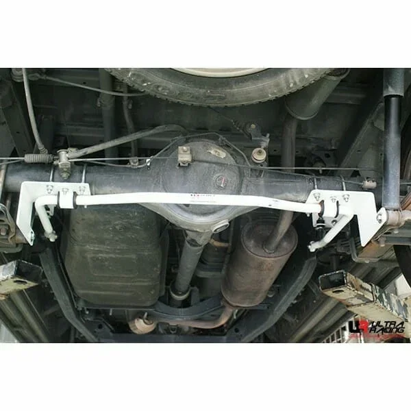 Ultra Racing Toyota Unser (KF70/KF80) 1.8 2WD 97-05 UltraRacing Rear Sway Bar 19mm (122) UR-AR19-122