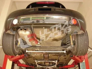 Ultra Racing Volkswagen Beetle (9C) Front Lower Brace URLA4-324
